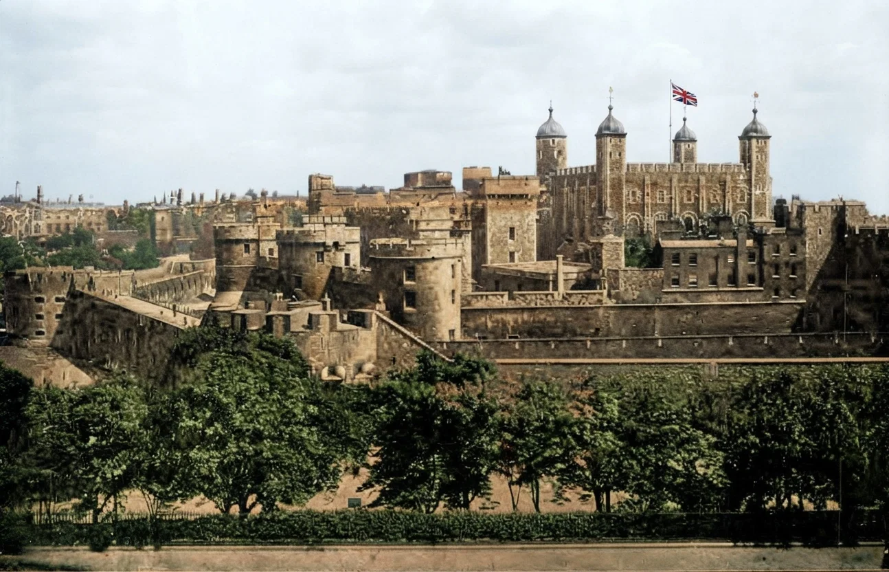 TOWER OF LONDON. GENERAL VIEW.