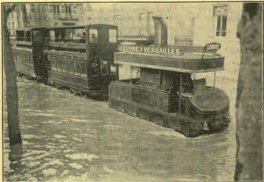 Street-cars crossing the Hotel de Ville Square