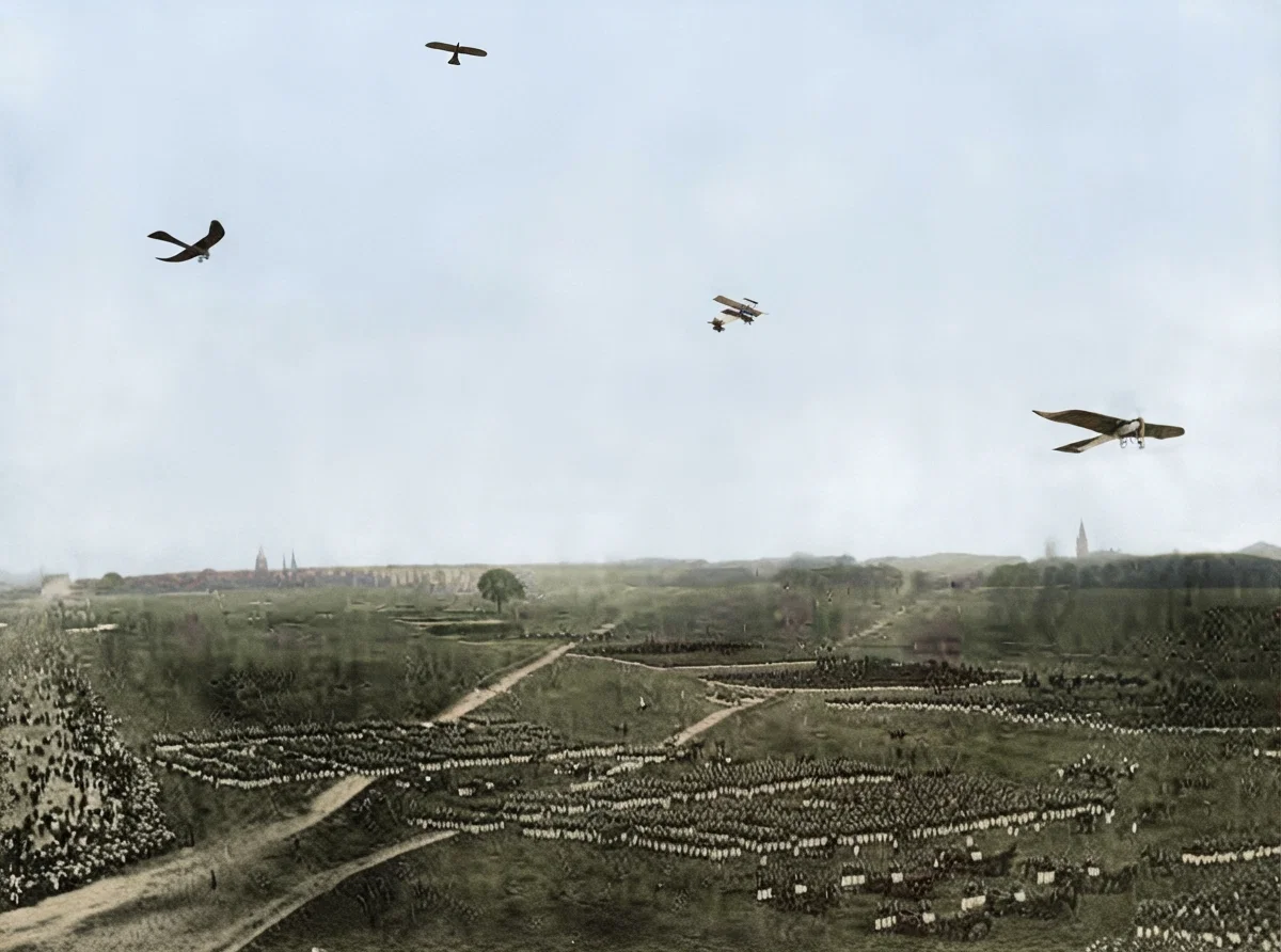 Military maneuvers of the German army, with air-ships on scout duty